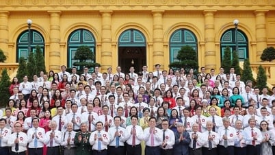 ประธานาธิบดีเลืองเกวงพบปะกับนักข่าวชื่อดังทั่วประเทศ