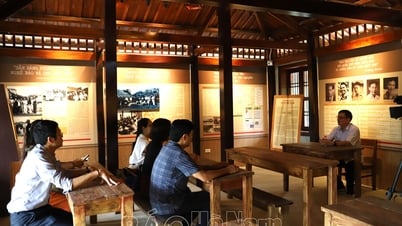 Thăm Di tích Quốc gia địa điểm Trường dạy làm báo Huỳnh Thúc Kháng