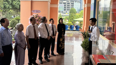 Khai mạc trưng bày chuyên đề “Chủ tịch Hồ Chí Minh - Người sáng lập Báo chí cách mạng Việt Nam”