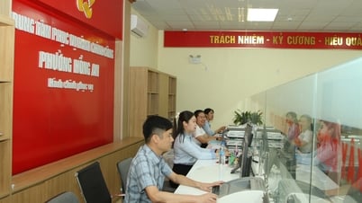 El vicepresidente permanente del Comité Popular de la Ciudad, Le Anh Quan, inspeccionó los trabajos de preparación para la operación de los nuevos distritos después de la fusión.
