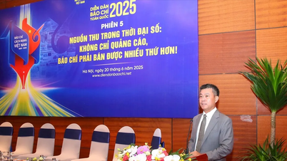 Báo chí không chỉ “bán” tin tức, phải lột xác tư duy vận hành