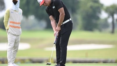 El 3er Torneo de Golf "Amo a Vietnam" - 2025: El actor Binh Minh tiene una pasión ardiente por el golf.