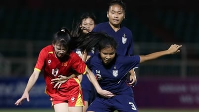 منذ الخسارة أمام منتخب تايلاند تحت 19 سنة، ازداد الضغط على كرة القدم النسائية الفيتنامية