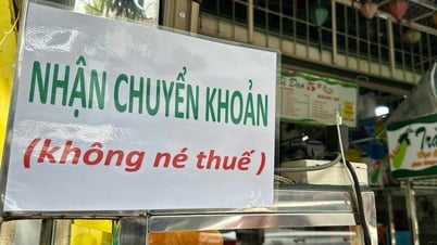 'Nhận chuyển khoản, không né thuế': Quán nước ở TP.HCM gây sốt khi nhiều nơi chỉ nhận tiền mặt