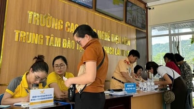 Bưu điện tỉnh Điện Biên phối hợp chuyển phát giấy phép lái xe ô tô cho người dân thi sát hạch
