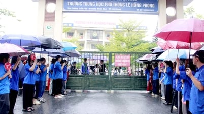 Gần 1.000 đoàn viên thanh niên sẵn sàng hỗ trợ thí sinh thi tốt nghiệp THPT