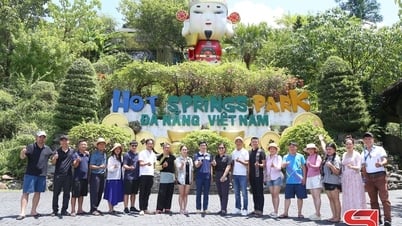 La délégation de Son La Famtrip a visité les attractions touristiques de la ville de Da Nang