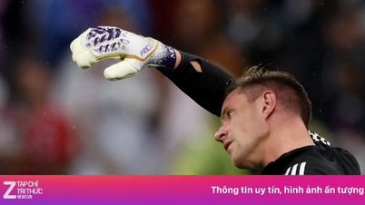 Ter Stegen sụp đổ