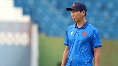 U23 វៀតណាម៖ 'ល្បែងអុកបញ្ច្រាស' របស់គ្រូបង្វឹក Kim Sang Sik