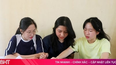 12학년 학생들은 기말고사 기간에 집중합니다.