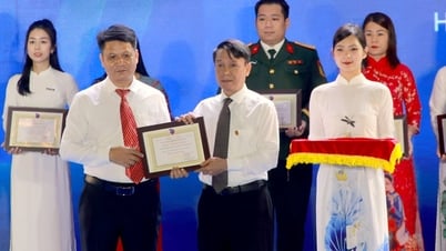 Die Zeitung Nghe An gewann beim National Press Festival 2025 den Impressive Press Product Award