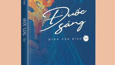 'Đuốc sáng' - thơ về nghề báo