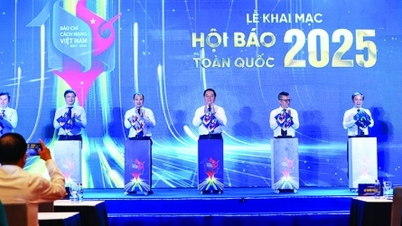 Sôi động cùng “nhịp đập” của nền kinh tế