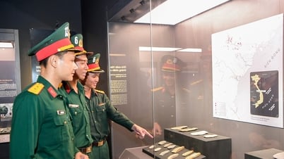 Các lực lượng tham gia diễu binh, diễu hành tham quan Bảo tàng...