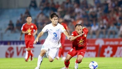 មតិលើការប្រកួត Nam Dinh vs Ha Tinh ម៉ោង 5:00 ល្ងាច។ ថ្ងៃទី 22 ខែមិថុនា: Thien Truong បើកពិធីបុណ្យ