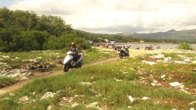 Lo ngại rác thải ven biển