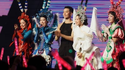 'Em xinh say hi' tổ chức concert: Có quá vội vàng?