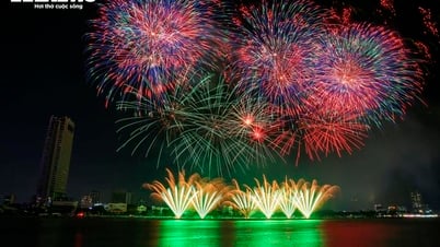 Mãn nhãn màn so tài pháo hoa đỉnh cao của Anh và Bồ Đào Nha tại Đà Nẵng
