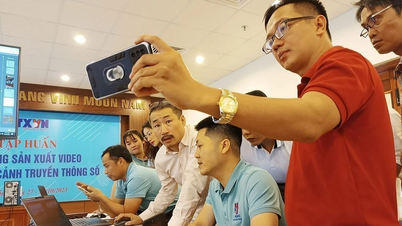 Dùng công nghệ làm đòn bẩy để tiếp cận công chúng