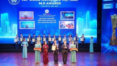 EVNHCMC được vinh danh Top Công nghiệp 4.0 Việt Nam năm 2025