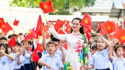 Đừng coi 'xếp mức lương cao nhất' cho nhà giáo là một ân huệ