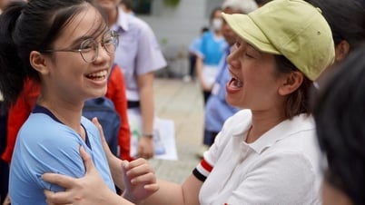 Esta mañana, Ciudad Ho Chi Minh anunció los resultados del examen de ingreso al décimo grado: la posibilidad de aprobar es mayor que nunca.