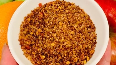 Comment préparer du sel de piment aux crevettes de Tay Ninh à la maison, délicieux pour tremper n'importe quoi