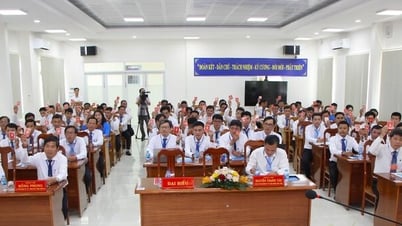 Parteitag der An Giang Petroleum Company Limited