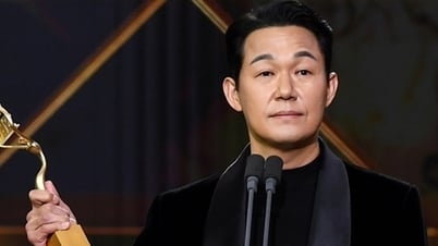 L'acteur coréen Park Sung Woong se rend au Vietnam pour assister au Festival du film asiatique de Da Nang 2025