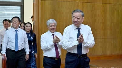 (Photo) General Secretary To Lam works with the Party Committee of the Fatherland Front and Central organizations