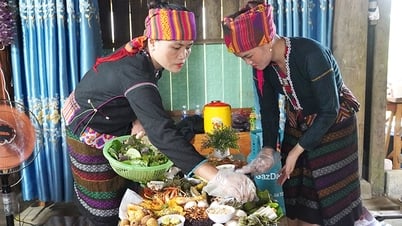 Cuộc thi văn hóa ẩm thực giữa các tổ hợp tác "Phát triển du lịch văn hóa cộng đồng Bru-Vân Kiều"