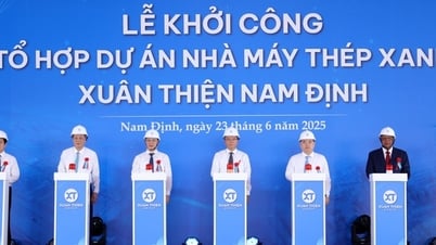 Vizepremierminister Le Thanh Long drückte den Knopf, um mit dem Bau des fast 100.000 Milliarden VND teuren Green Steel Complex zu beginnen