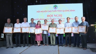 Người cao tuổi phát huy vai trò "Tuổi cao-Gương sáng"