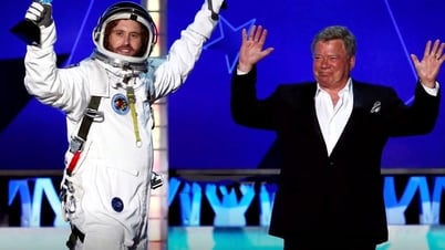 'Star Trek' actor flies into space on billionaire Jeff Bezos' rocket