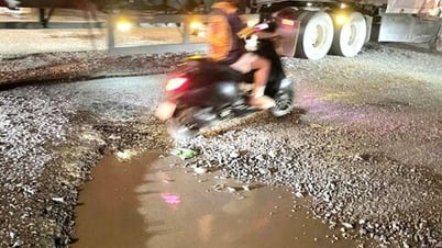 الطريق على طول القناة الغربية المتقاطعة مع الطريق الإقليمي 825 متضرر ومتدهور.