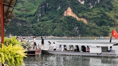 Hòa Bình: Du lịch kết hợp ngư nghiệp tạo sự phát triển bền vững