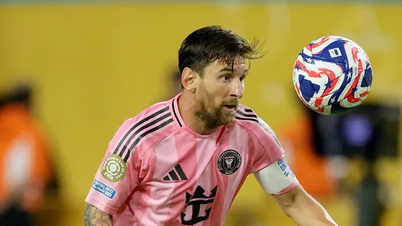 Bảng A kết thúc với kịch bản điên rồ, Messi tái ngộ PSG tại vòng 1/8