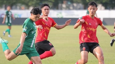 Đội bóng Công Phượng treo thưởng 'khủng" trước trận play-off tranh vé V-League