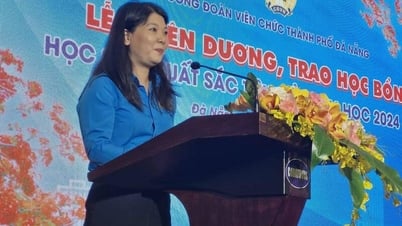Chuyển giao công đoàn cơ sở về Liên đoàn Lao động thành phố