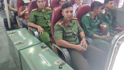 Thi tốt nghiệp THPT 2025: Vượt biển hơn 120 km, đưa đề thi ra đảo Phú Quốc