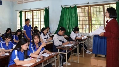 Thi tốt nghiệp THPT 2025: Nhiều hoạt động hỗ trợ thí sinh đồng bào dân tộc