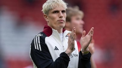 Man Utd sẵn sàng đẩy Garnacho sang Chelsea