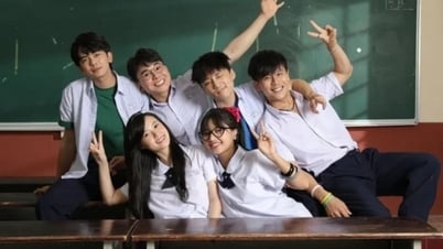미두와 8X, 9X 아티스트들이 '시간여행' 학교 영화에 출연한다