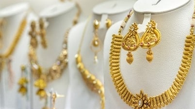 سعر الذهب اليوم 23 يونيو 2025: ارتفع العالم فجأة ثم انخفض، ولا يزال SJC يقترب من 120 مليون