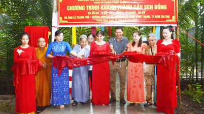 Mo Cay Bac ជាង ២,៩ ពាន់លានដុងជួយជនរងគ្រោះដោយជាតិគីមីពុលពណ៌ទឹកក្រូច និងកសាងជនបទថ្មី