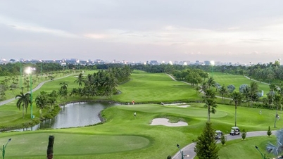 Trao gửi yêu thương tại Giải Golf "Tôi yêu Việt Nam"