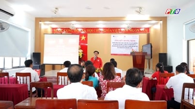 Phòng tránh bom mìn và giúp đỡ người khuyết tật, nạn nhân bom mìn