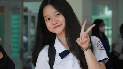 High School Graduation Exam 2025: Candidates confidently enter important exam