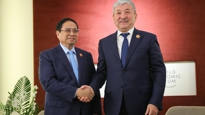 首相、ベトナム・キルギスタン鉄道と中央アジア諸国を結ぶ鉄道を提案