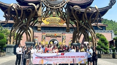 Emirates brings European and Thai travel famtrip groups to Da Nang